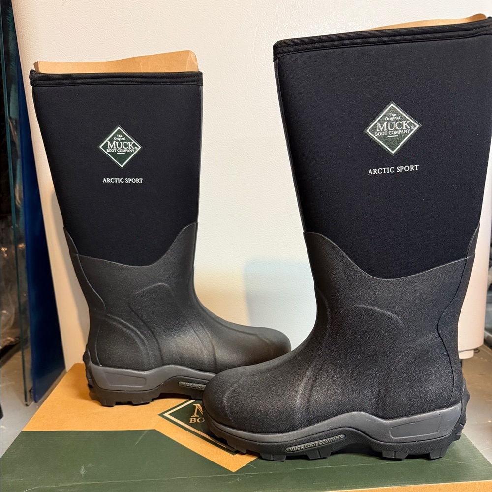 Muck Arctic Sport Black Men's Tall Boots Size 10